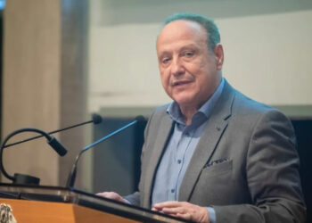 Οι πιέσεις Στ. Αγγελούδη για περισσότερη καθαριότητα στα δημόσια WC