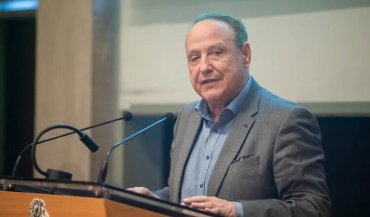 Οι πιέσεις Στ. Αγγελούδη για περισσότερη καθαριότητα στα δημόσια WC