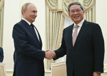 Συνάντηση Πούτιν με τον Κινέζο πρωθυπουργό στη Μόσχα