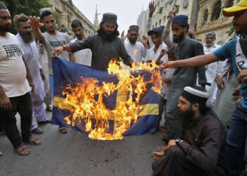 Σουηδία: Η Στοκχόλμη κατηγορεί το Ιράν για κυβερνοπειρατεία