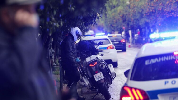 Έκρηξη από γκαζάκια σε ταβέρνα στο Περιστέρι