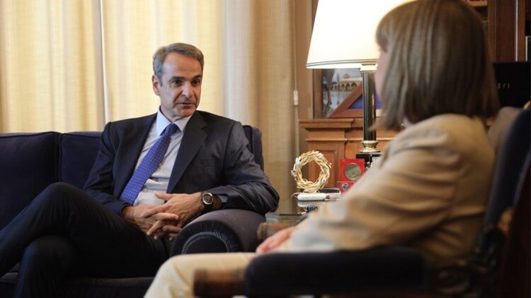 Μητσοτάκης: Πιλοτικά lockers στα σχολεία για να κλειδώνουν τα κινητά τους οι μαθητές