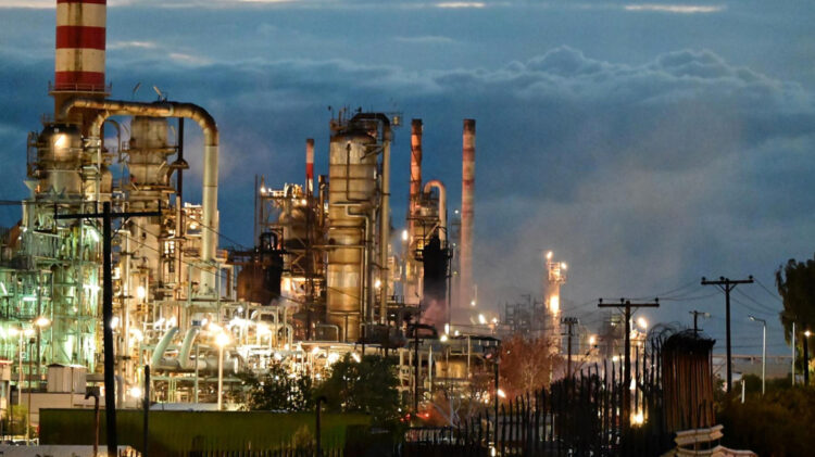 Motor Oil: Συνεχίζεται με μειωμένη δυναμικότητα η λειτουργία στα διυλιστήρια