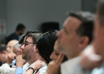 ΠΑΣΟΚ: Έξι θεματικές ενότητες στο ντιμπέιτ των υποψήφιων προέδρων – Οι όροι που συμφωνήθηκαν για τις 24 Σεπτεμβρίου