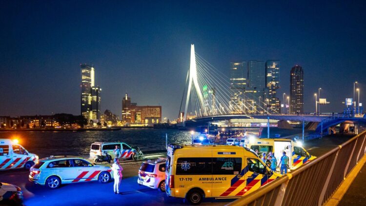 Ρότερνταμ: «Τρομοκρατικό» ήταν το κίνητρο του υπόπτου που επιτέθηκε με μαχαίρι σε περαστικούς