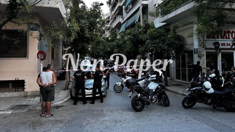 Αποκλειστικό: Πυροβολισμοί στην Ομόνοια- Ένας τραυματίας (Βίντεο και φωτογραφίες)