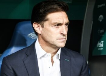 Ντιέγκο Αλόνσο: «Να παίζουμε σα μεγάλη ομάδα»