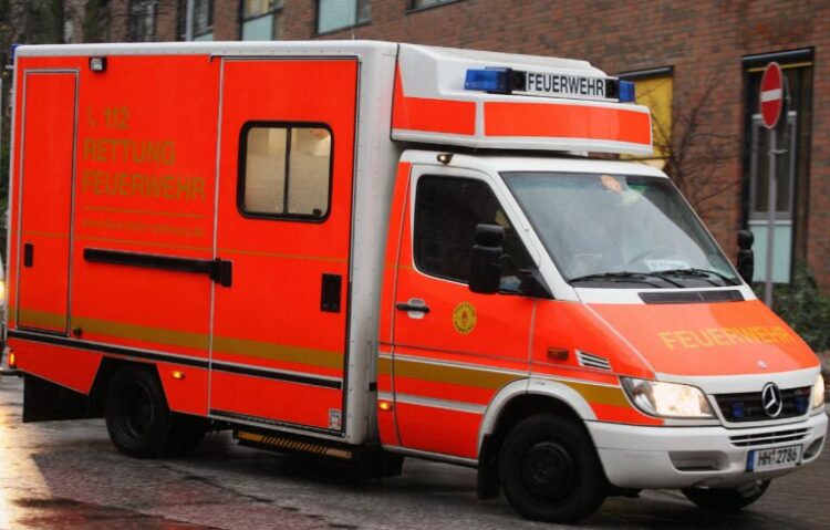 Βερολίνο: Κατέρρευσε στέγη ποταμόπλοιου – Τουλάχιστον 30 τραυματίες