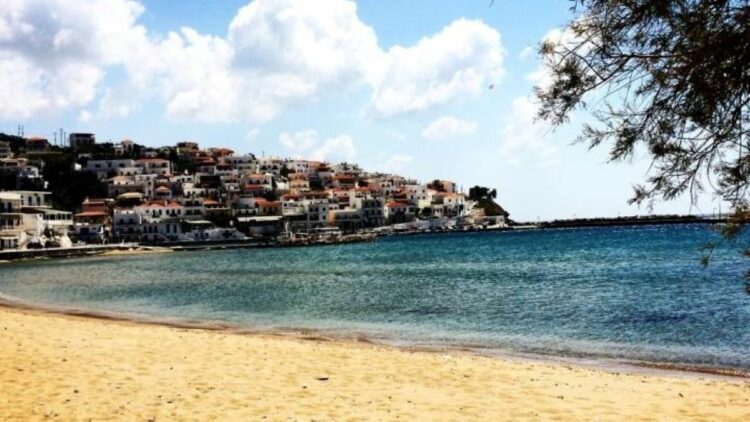 Άνδρος: Ο νέος ανεξερεύνητος παράδεισος της Μεσογείου, σύμφωνα με τη Merkur.de