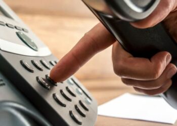 Σύλληψη γυναίκας για τηλεφωνικές απάτες – Πώς αποσπούσε χρήματα από ηλικιωμένους