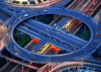 Αττική Οδός: Στα 2,5 ευρώ τα διόδια από 6 Οκτωβρίου – Τι προβλέπει η σύμβαση για πρόστιμα και αναπροσαρμογές τιμών