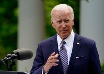 Μπάιντεν: Επαναβεβαιώνει τη δέσμευσή του στην ανοικοδόμηση της Ουκρανίας