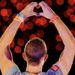 Coldplay: Δωρίζουν το 10% των εσόδων τους από τις συναυλίες τoυς