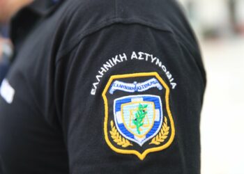 Πρώην αστυνομικός εξαπάτησε ηλικιωμένη – Της απέσπασε 40.000 ευρώ