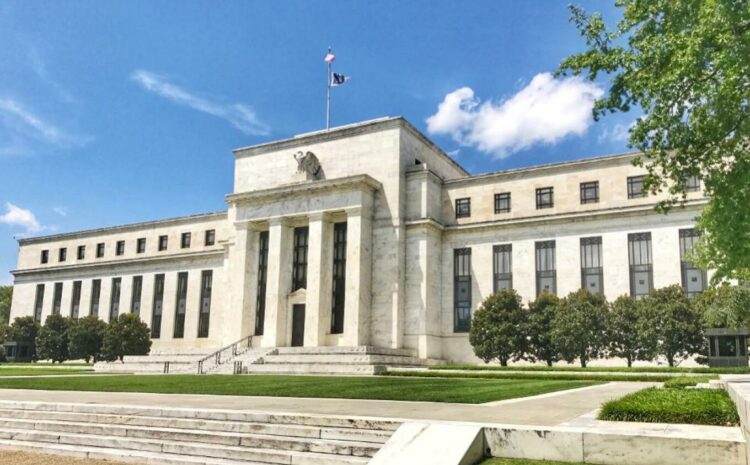 ΗΠΑ: Η Fed μείωσε τα επιτόκια κατά 50 μονάδες βάσεις μετά από τέσσερα χρόνια