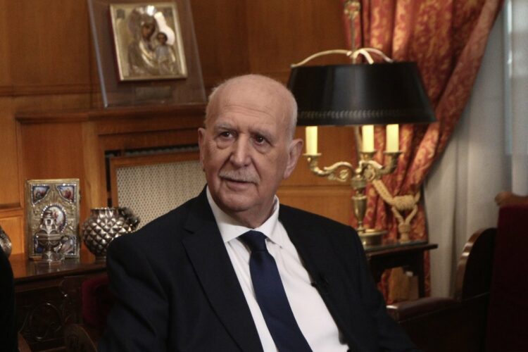 Γιώργος Παπαδάκης: Εκτός πλατό ο παρουσιαστής – Bρέθηκε θετικός στον κορωνοϊό