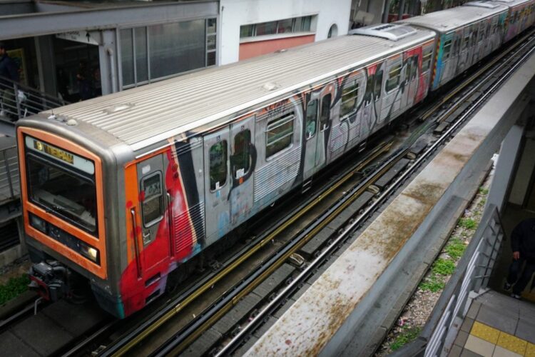 Φωτιά σε συρμό του Ηλεκτρικού στη Νερατζιώτισσα: Αποκαταστάθηκαν τα δρομολόγια