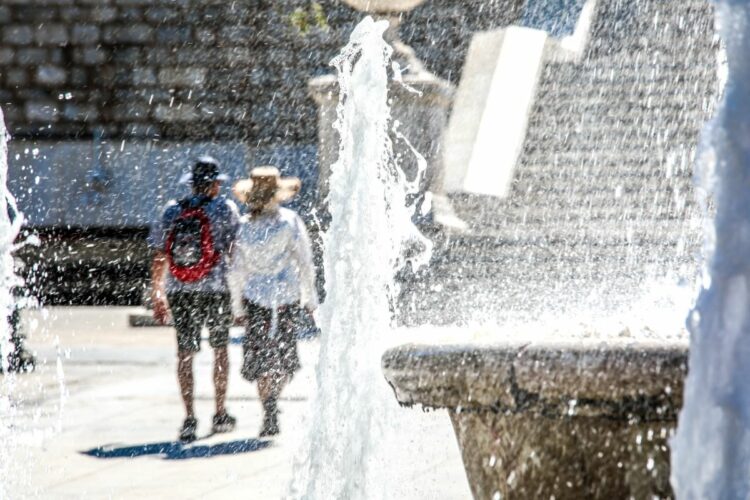 2024 καύσωνας - Ζέστη - Μέτρα