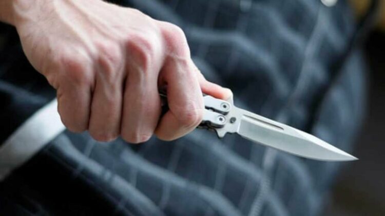 Ληστεία με μαχαίρι