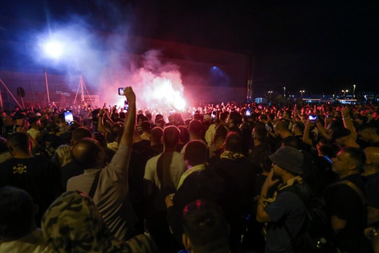 Αντονί Μαρσιάλ: Αποθεωτική υποδοχή του Γάλλου επιθετικού απο τους φιλάθλους της ΑΕΚ