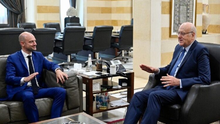 Λίβανος: Ο πρωθυπουργός Νατζίμπ Μικάτι ζήτησε να κηρυχθεί εκεχειρία με το Ισραήλ