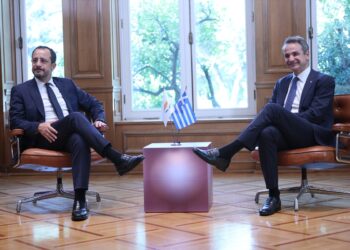 Μητσοτάκης σε Χριστοδουλίδη: Απαραίτητος όσο ποτέ ο συντονισμός Ελλάδας – Κύπρου