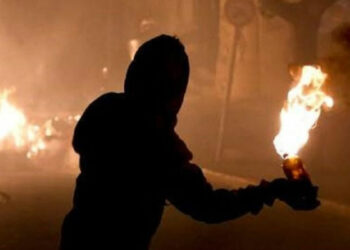 Επίθεση με μολότοφ