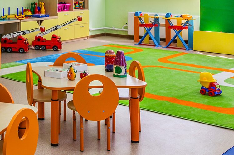 Νέα Σμύρνη: Αύξηση των τροφείων σε βρεφικούς – παιδικούς σταθμούς, που αγγίζει το +150% σε σχέση με πέρσι