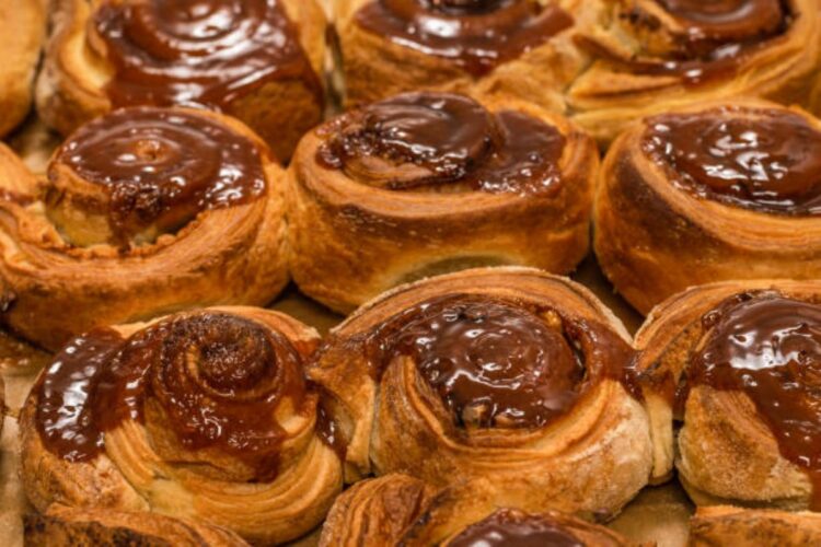 Εορτολόγιο: Ποιοι γιορτάζουν σήμερα 30 Σεπτεμβρίου