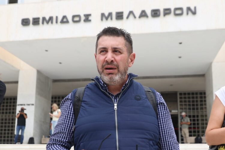 «Σκότωσαν το παιδί μας για λίγα ευρώ»: Ξεσπά ο πατέρας του 19χρονου που σκοτώθηκε σε λούνα παρκ στη Χαλκιδική