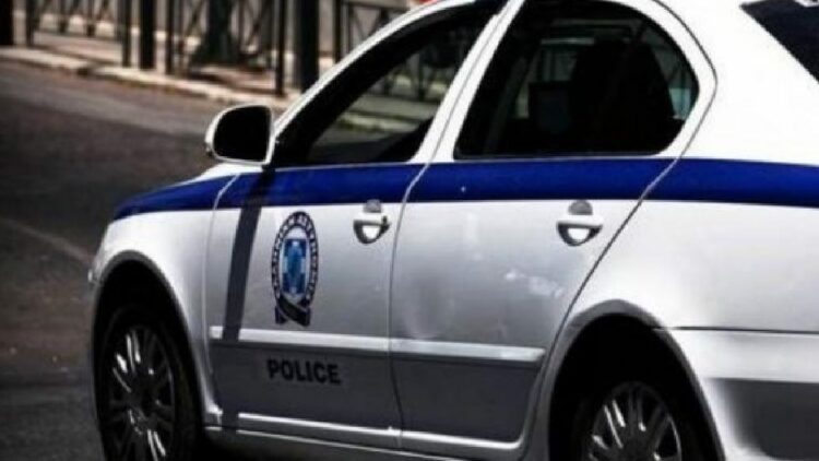 Ένοπλη ληστεία σε υποκατάστημα τράπεζας στη Νέα Φιλαδέλφεια: Ανθρωποκυνηγητό για τον εντοπισμό δύο δραστών