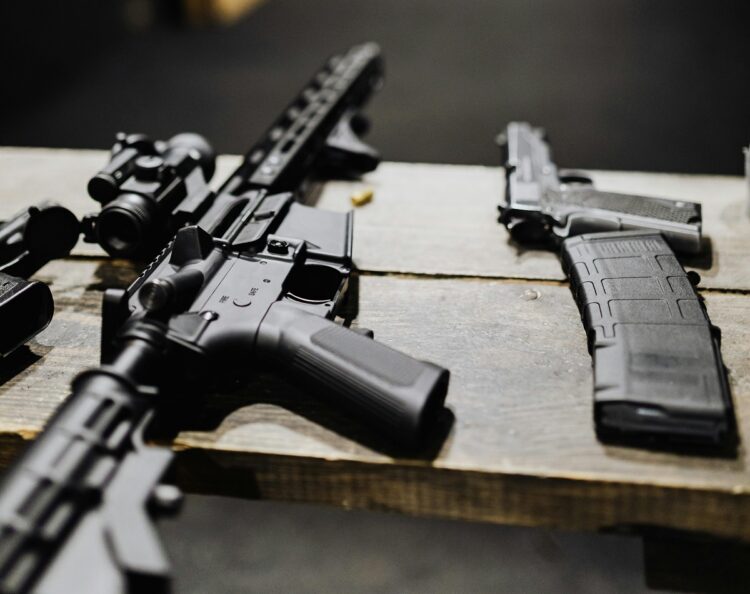 Ρέθυμνο: Συνελήφθη επιχειρηματίας γιατί αρνήθηκε να κατονομάσει ποιος έριξε μπαλωθιές στα εγκαίνια της επιχείρησής του