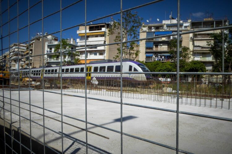 προαστιακός