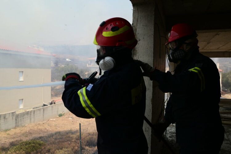 Πυροσβεστική - Πυροσβέστες