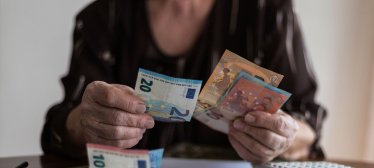 Συντάξεις Οκτωβρίου 2024: Ποιοι πληρώνονται αύριο