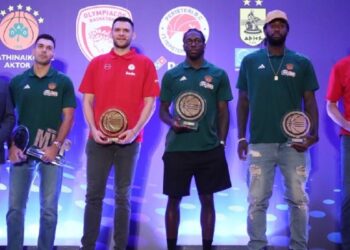 Μπάσκετ-Super Cup: Βραβεύτηκαν οι κορυφαίοι της περυσινής σεζόν