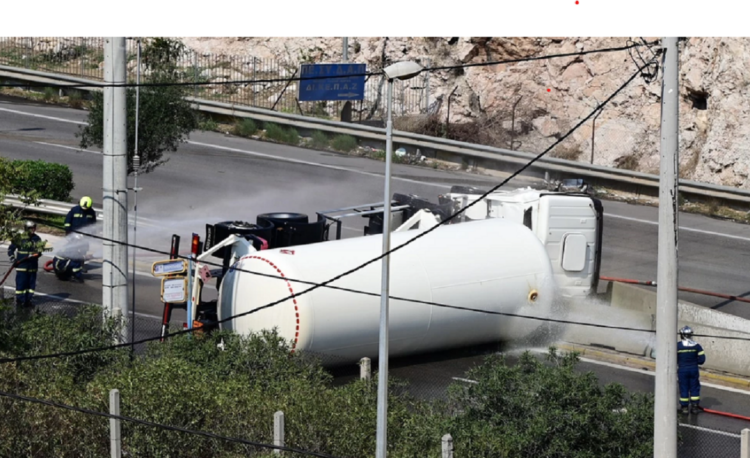 Αποκαταστάθηκε η κυκλοφορία των οχημάτων στη λεωφόρο Σχιστού