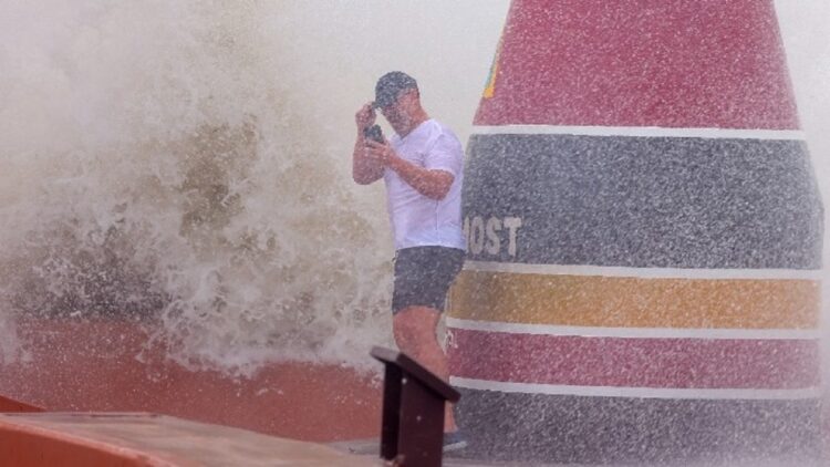 Σαρώνει τις ΗΠΑ ο τυφώνας «Helene»: Τουλάχιστον 5 νεκροί από το πέρασμά του – Εικόνες αποκάλυψης