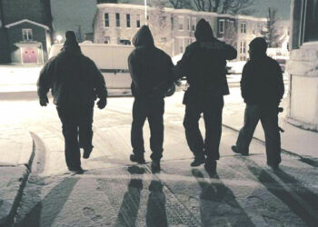 Ανήλικοι ξυλοκόπησαν συνομήλικους τους στο Παλαιό Φάληρο – Συνελήφθησαν από την Αστυνομία