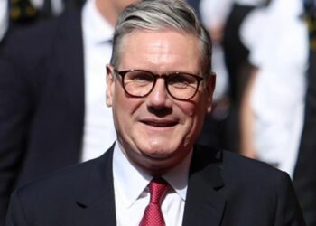 Η Βρετανία στέλνει στρατιωτικούς στην Κύπρο και ζητά άμεση απομάκρυνση των υπηκόων της από τον Λίβανο