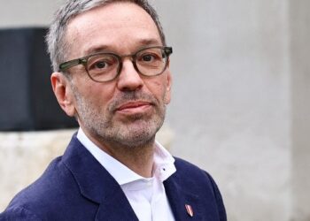 Αυστρία: Νίκη της ακροδεξιάς στις εκλογές, σύμφωνα με τα exit polls