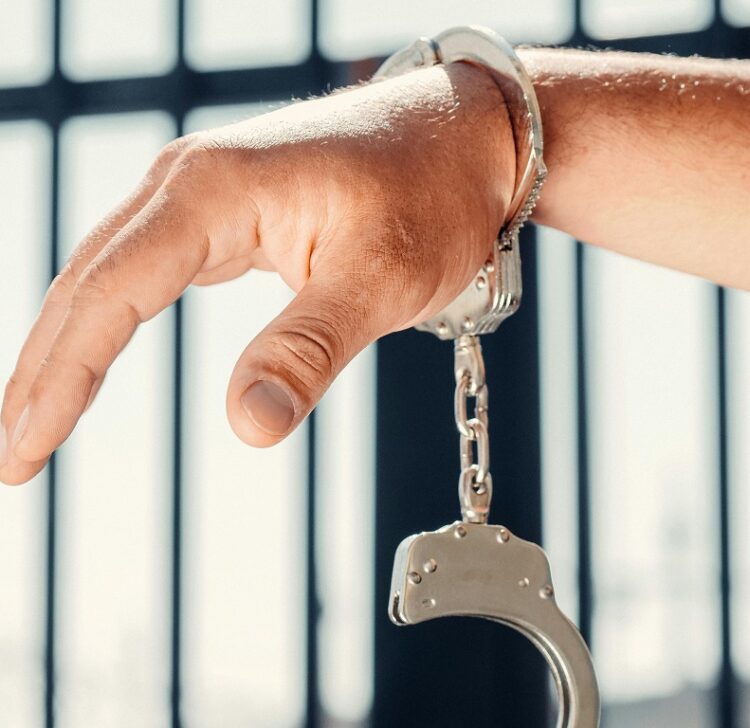 Χανιά: Τρεις συλλήψεις ανηλίκων για περιστατικό βίας έξω από Γυμνάσιο