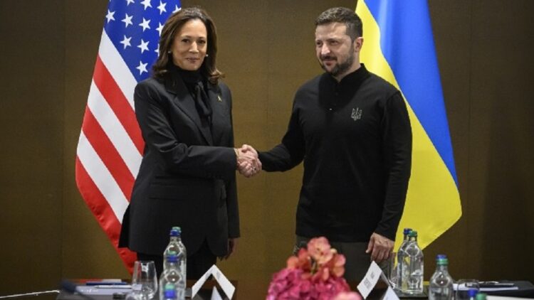 Κάμαλα Χάρις: Συνάντηση με Ζελένσκι την επόμενη εβδομάδα