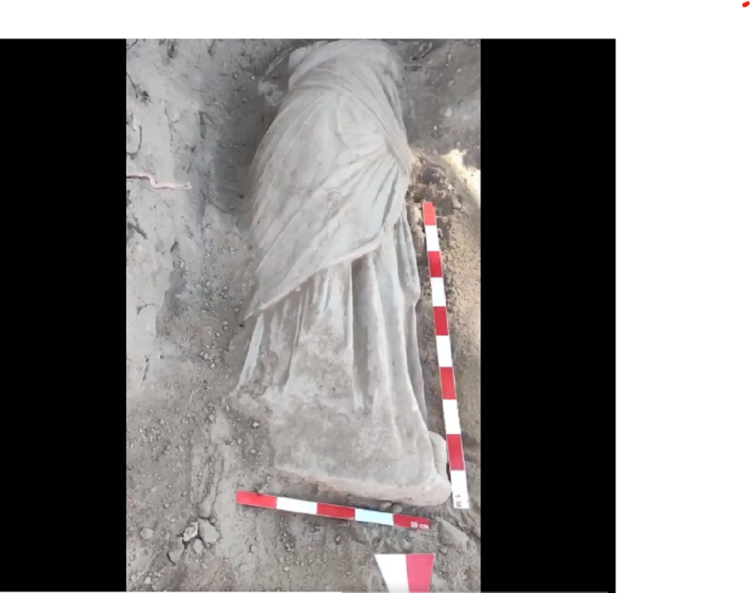 Τουρκία: Γυναικείο άγαλμα 2.000 ετών ανακαλύφθηκε στην αρχαία Βλαύνδο