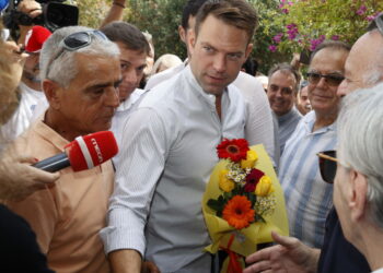 ΣΥΡΙΖΑ: Ο Κασσελάκης χάνει εντός κερδίζει εκτός – Ο ρόλος του «μπροστινού» των 87