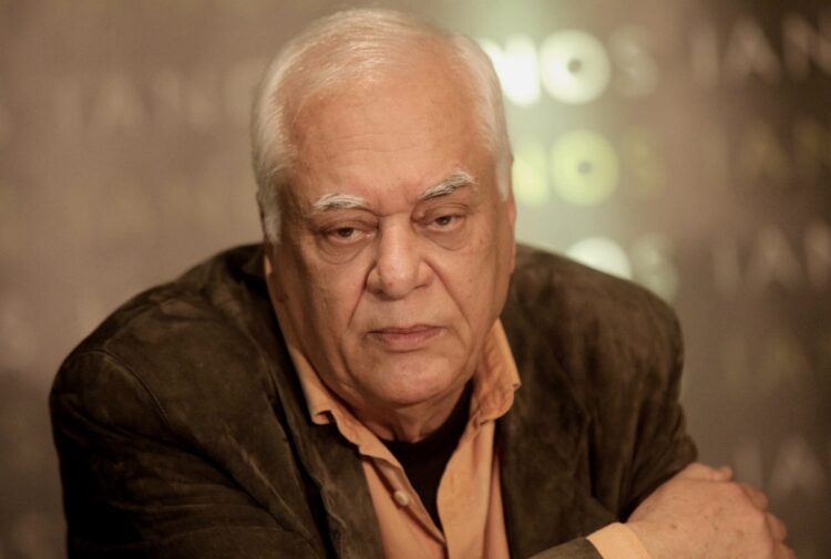 Στο στόχαστρο του Καρτερού και ο Βαξεβάνης: «Τι δουλειά έχεις με αυτούς;» – «Κάνουμε δημοσιογραφία, σέβομαι τους δασκάλους μου»