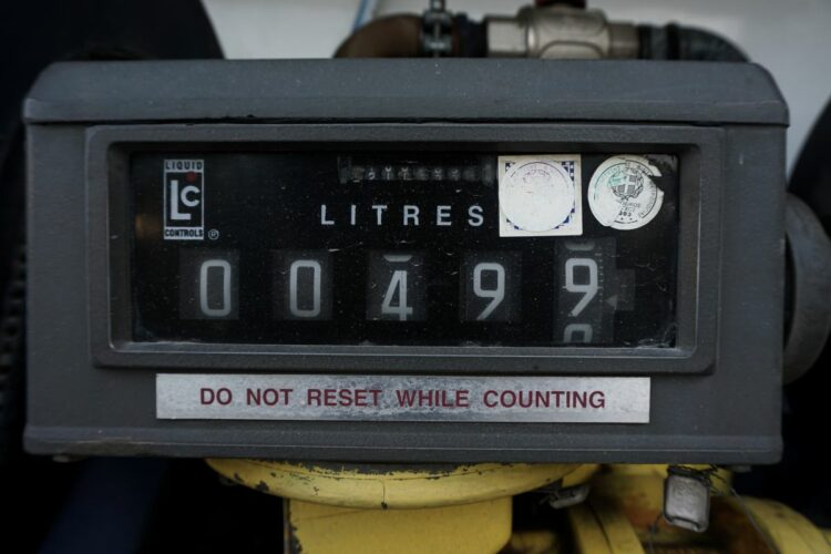 Ξεκινά από σήμερα η διανομή του πετρελαίου θέρμανσης – Πού θα κινηθούν οι τιμές