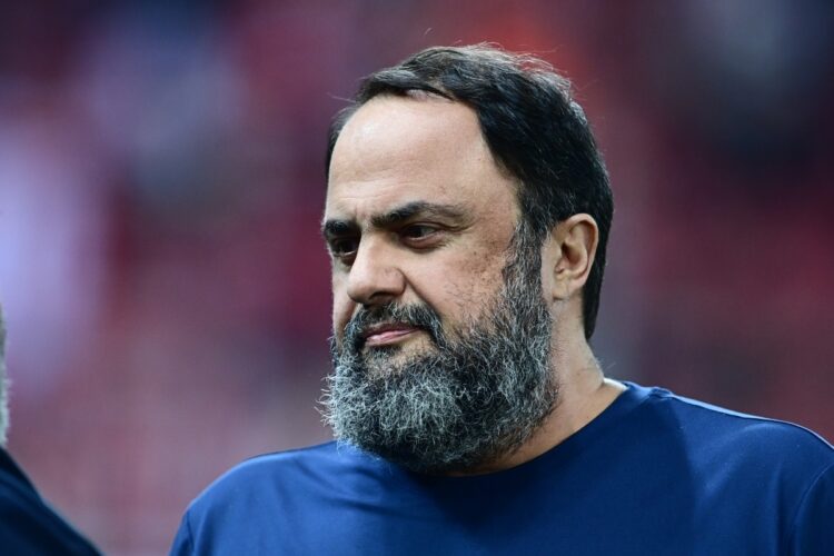 Αγγλία: Σάλος με Μαρινάκη και τις… φθηνές δικαιολογίες για το φτύσιμο στους διαιτητές