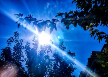 Καιρός: Γενικά αίθριος, με αραιές νεφώσεις – Μικρή άνοδος της θερμοκρασίας