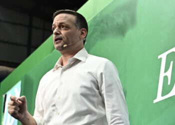 Χάρης Δούκας: «Θέλω να πω και στους 300.000 να έρθουν να στηρίξουν ξανά τη διαδικασία»